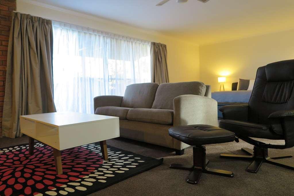 Summerhill Motor Inn (Adults Only) Merimbula Restoran gambar