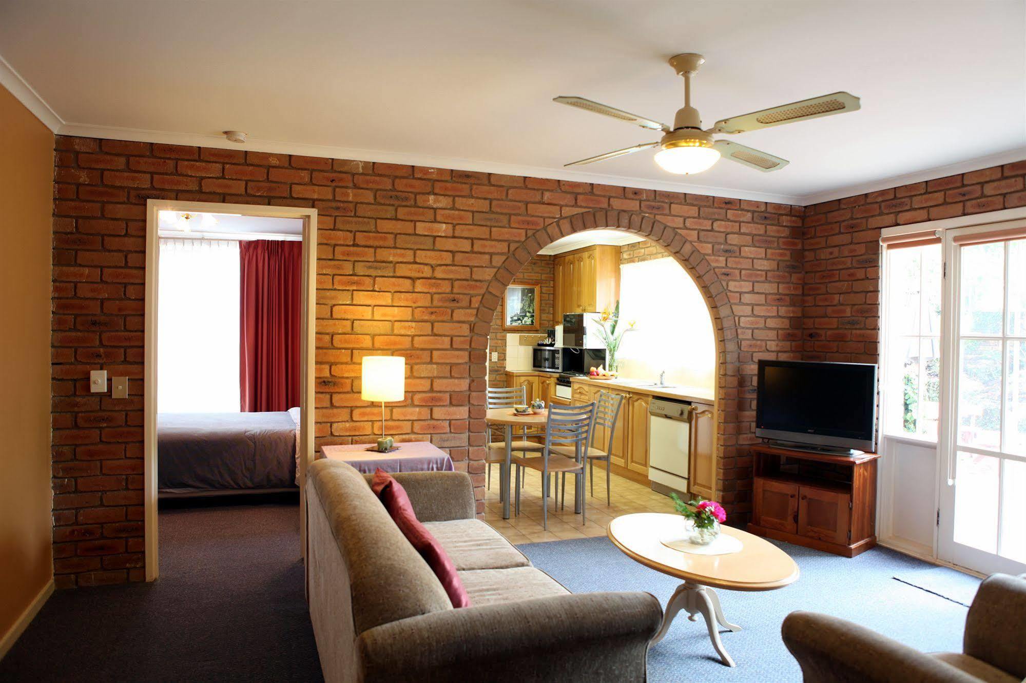 Summerhill Motor Inn (Adults Only) Merimbula Luaran gambar