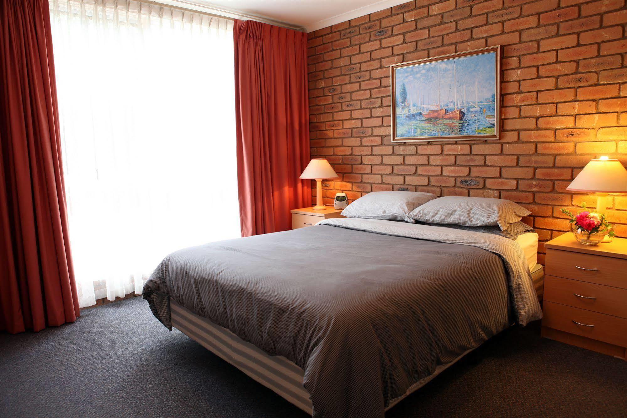 Summerhill Motor Inn (Adults Only) Merimbula Luaran gambar